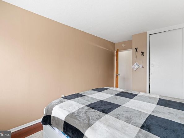 2101 Chestnut Street 1011, Philadelphia PA 19103