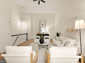 670 9TH Street SW, Washington DC 20024