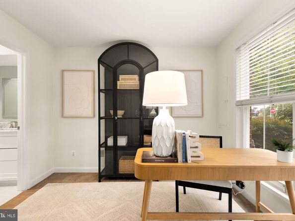 670 9TH Street SW, Washington DC 20024