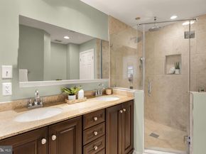 670 9TH Street SW, Washington DC 20024