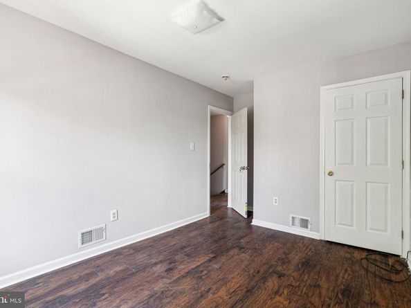 1805 W Montgomery Avenue, Philadelphia PA 19121