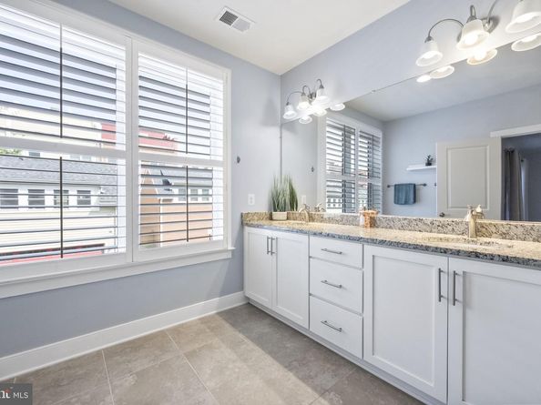 1907 Richmond Highway 101, Alexandria VA 22301