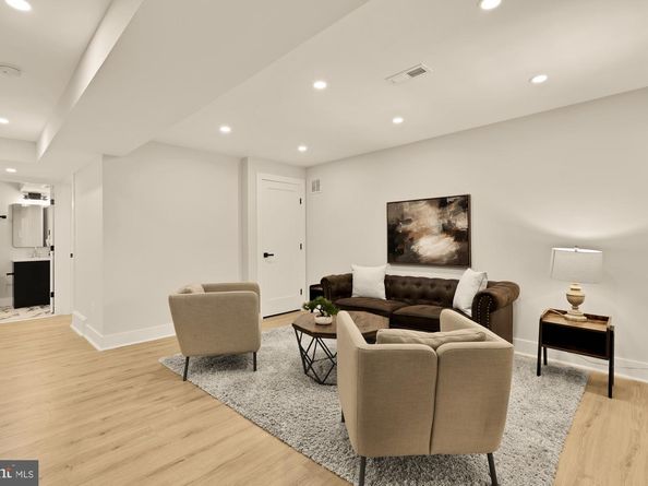 815 Marietta Place NW, Washington DC 20011