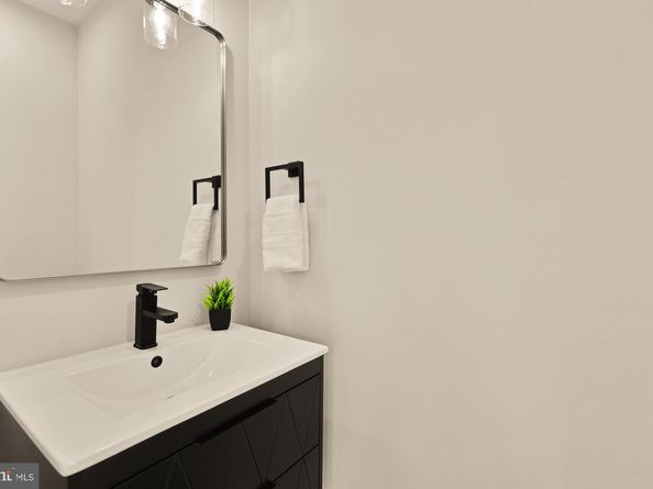 815 Marietta Place NW, Washington DC 20011