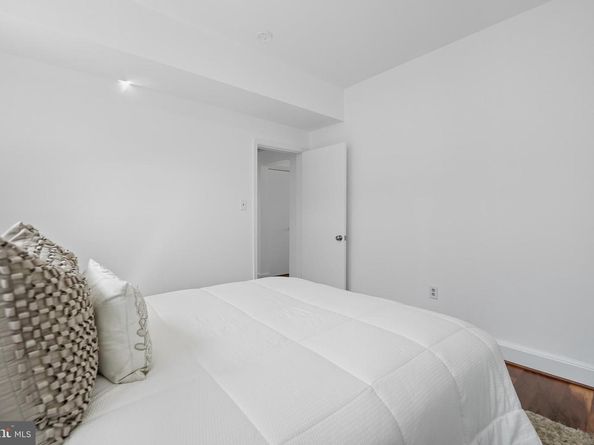 1725 Lanier Place NW 33A, Washington DC 20009