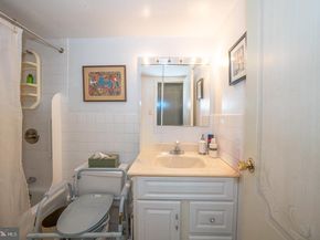 1901 John F Kennedy Boulevard 2420, Philadelphia PA 19103