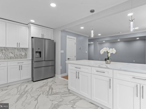 8004 Anderson Street, Philadelphia PA 19118