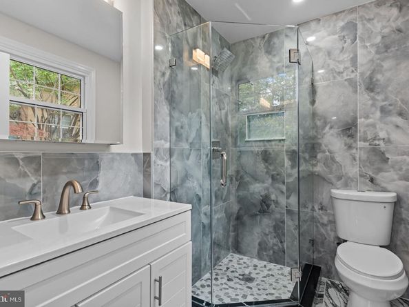 8004 Anderson Street, Philadelphia PA 19118
