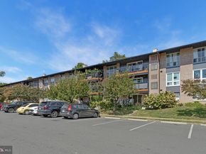 204 Park Terrace Court SE 25, Vienna VA 22180