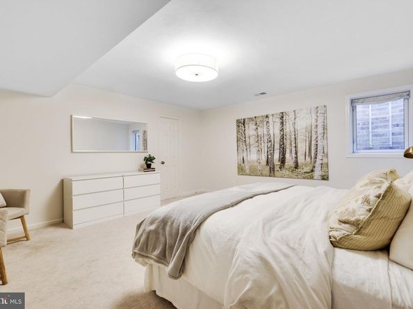 6305 Dunaway Court, Mclean VA 22101