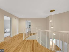 6305 Dunaway Court, Mclean VA 22101