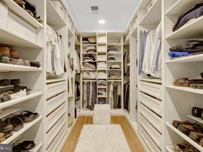 6305 Dunaway Court, Mclean VA 22101
