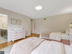 6305 Dunaway Court, Mclean VA 22101