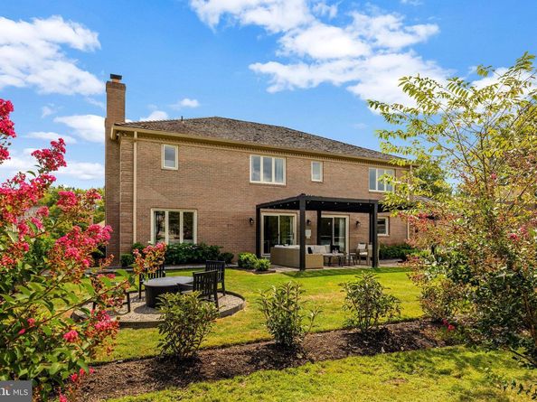 6305 Dunaway Court, Mclean VA 22101