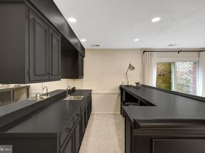 6305 Dunaway Court, Mclean VA 22101