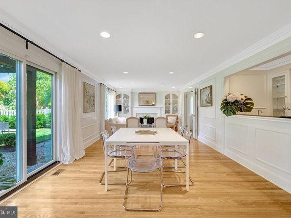 6305 Dunaway Court, Mclean VA 22101
