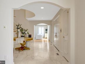 6305 Dunaway Court, Mclean VA 22101