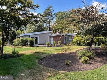 2914 Meadow View Road