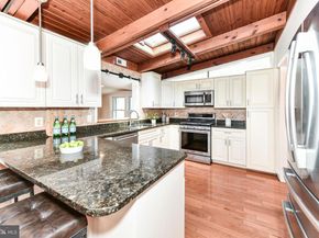 2914 Meadow View Road, Falls Church VA 22042