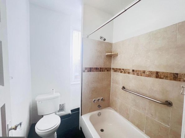 6638 Ross Street, Philadelphia PA 19119