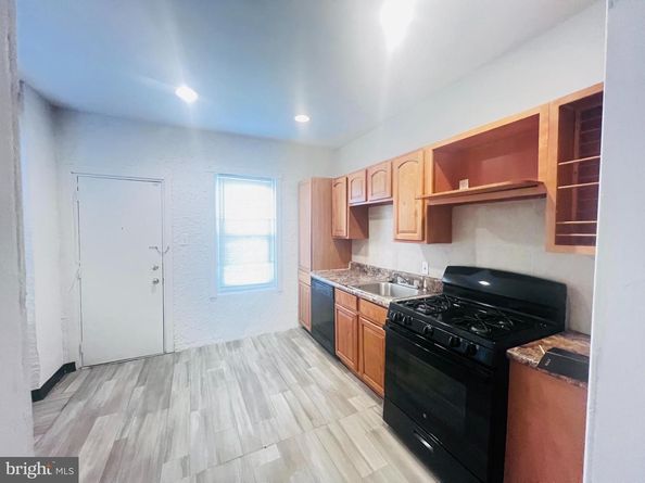 6638 Ross Street, Philadelphia PA 19119