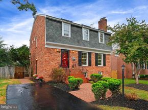1116 Randolph Road, Mclean VA 22101