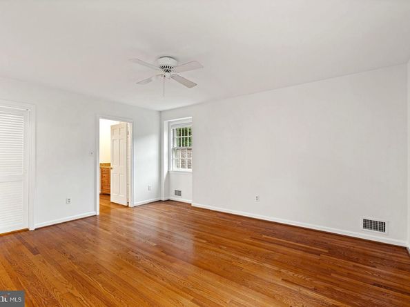 1116 Randolph Road, Mclean VA 22101