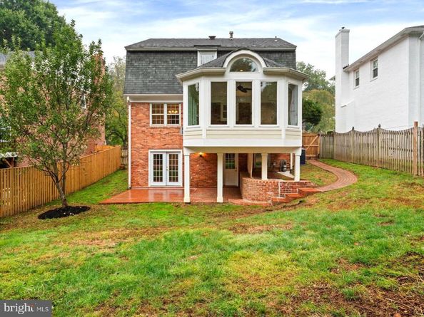 1116 Randolph Road, Mclean VA 22101