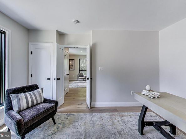 1739 Shepherd Street NW, Washington DC 20011