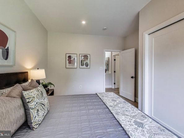 1739 Shepherd Street NW, Washington DC 20011