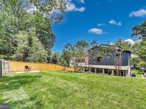 1739 Shepherd Street NW, Washington DC 20011