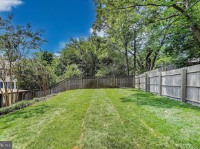 1739 Shepherd Street NW, Washington DC 20011
