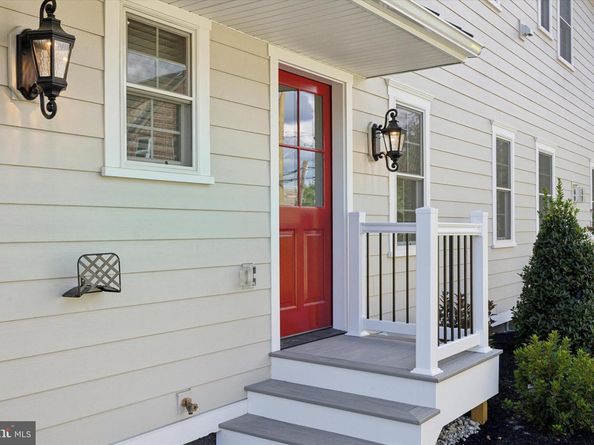 412 E Jefferson, Media PA 19063