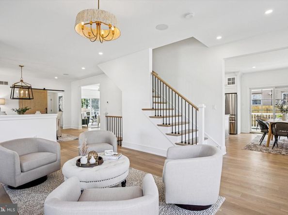 412 E Jefferson, Media PA 19063