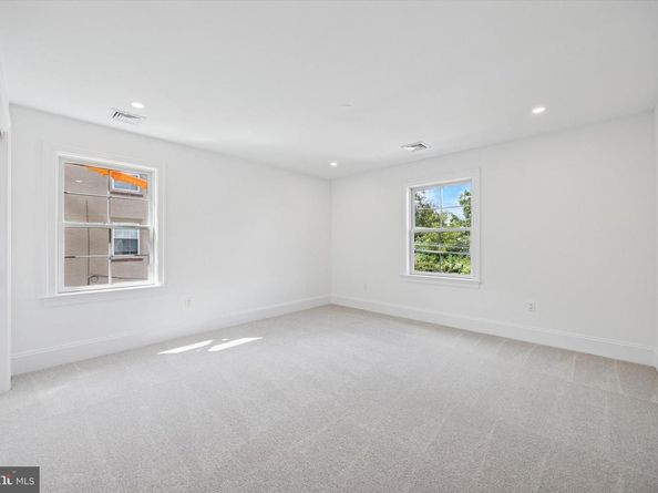412 E Jefferson, Media PA 19063
