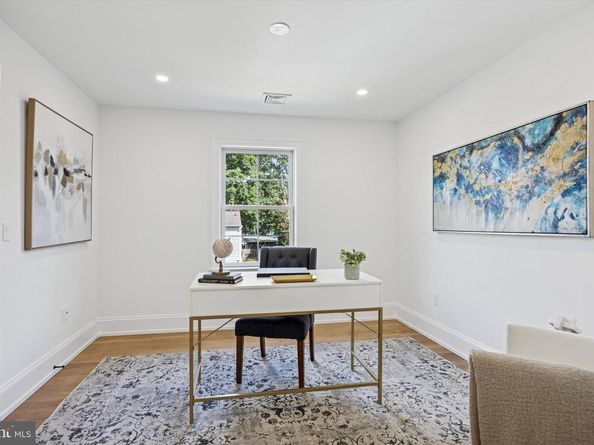 412 E Jefferson, Media PA 19063