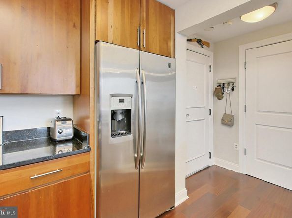 2050 Jamieson Avenue 1409, Alexandria VA 22314