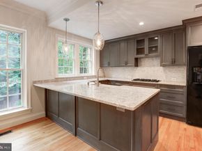 2035 Mayfair Mclean Court, Falls Church VA 22043