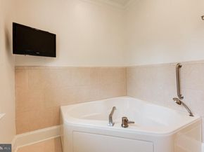 2035 Mayfair Mclean Court, Falls Church VA 22043