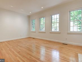 2035 Mayfair Mclean Court, Falls Church VA 22043