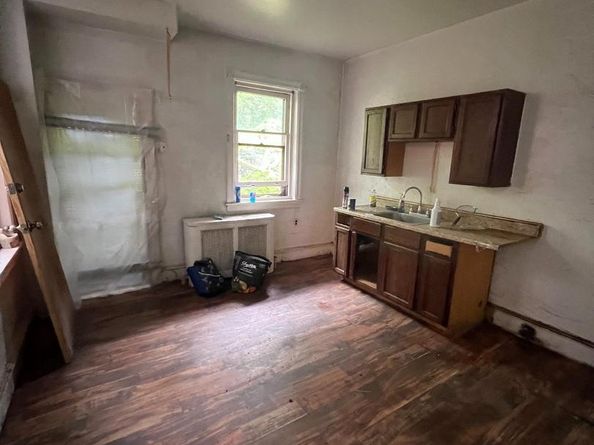 1127 S Paxon Street, Philadelphia PA 19143