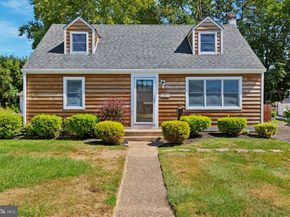 513 Corinthian Avenue, Hatboro PA 19040
