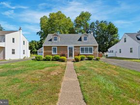 513 Corinthian Avenue, Hatboro PA 19040