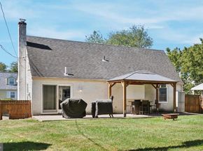 513 Corinthian Avenue, Hatboro PA 19040