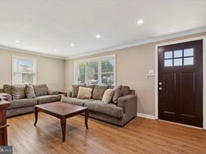 513 Corinthian Avenue, Hatboro PA 19040