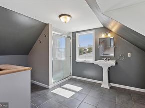 513 Corinthian Avenue, Hatboro PA 19040