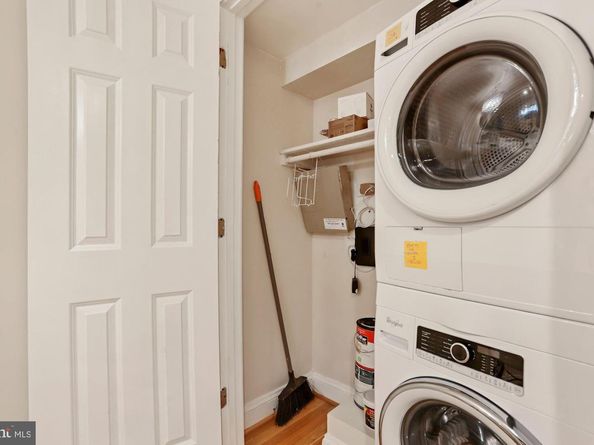 1713 18TH Street NW B, Washington DC 20009