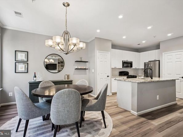 2663 Manhattan Place 310, Vienna VA 22180