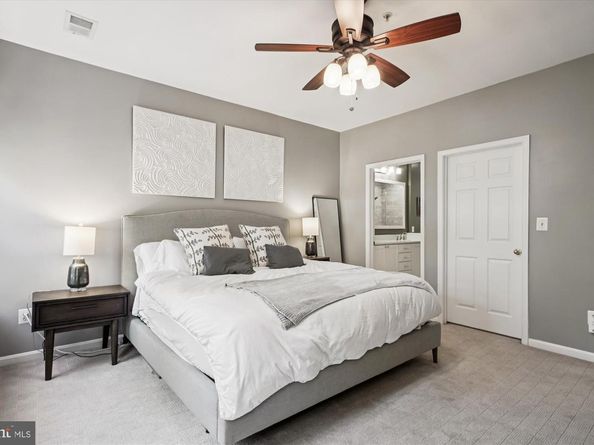 2663 Manhattan Place 310, Vienna VA 22180