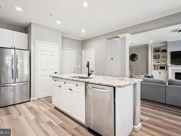 2663 Manhattan Place 310, Vienna VA 22180